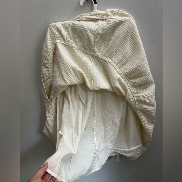 Kids Cream Textured Jacket - Picture 2 of 4